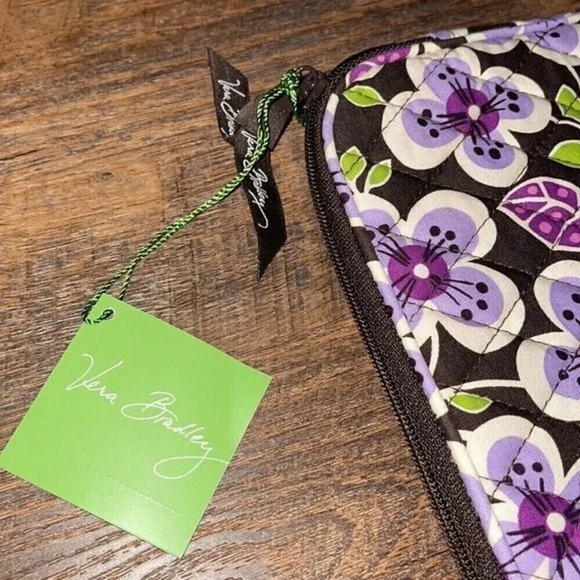 Vera Bradley Tablet Sleeve Plum Petals NWT - Picture 3 of 4
